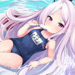 水着ヒナ