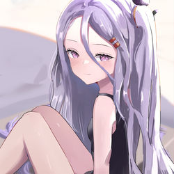 水着のヒナと影の中