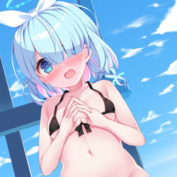 黒ビキニアロナ