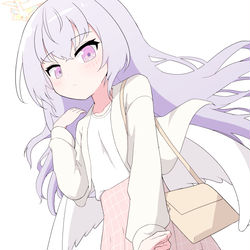 白洲アズサ