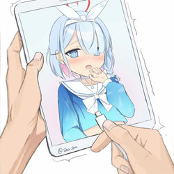 充電器で遊ばないでください