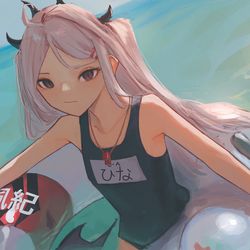 水着ヒナ