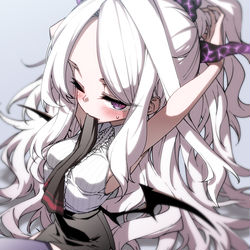 髪結ってる際悪戯を期待するヒナ