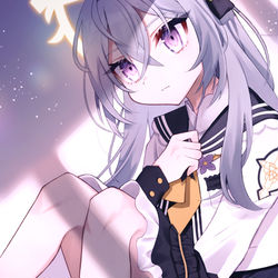 白洲アズサ