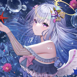 アズサ
