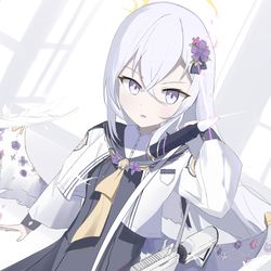 白洲アズサ