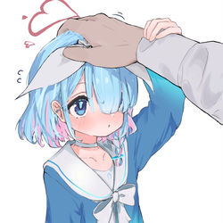 アロナでなで