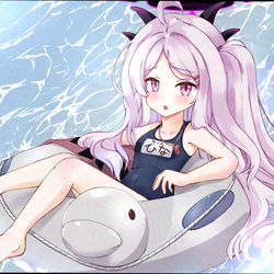 水着ヒナ