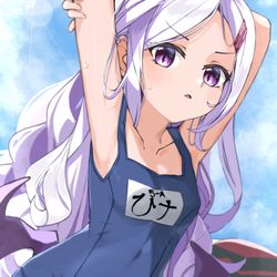 水着ヒナ