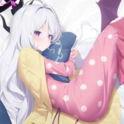パジャマヒナ