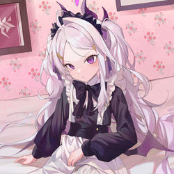 メイドヒナちゃん