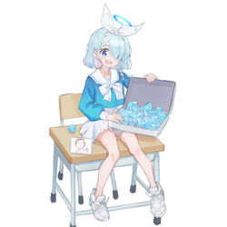 彩奈發石頭