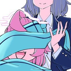 ん、先輩にマフラー、巻いてあげる