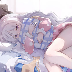 ヒナ
