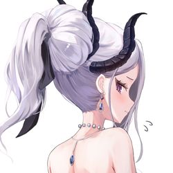 ドレスヒナ