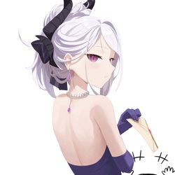 ヒナ
