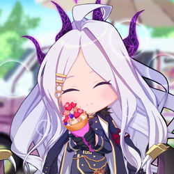 イベント後のヒナとクレープ