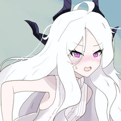 ヒナ、差し入れ持ってき……