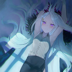 ヒナちゃんが寝転がってるだけ