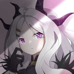 ヒナ
