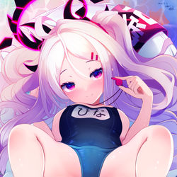 水着ヒナ