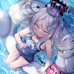 水着ヒナちゃん