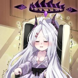 マッサージチェアを堪能するヒナちゃん