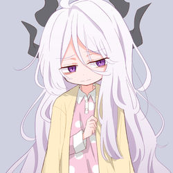 ヒナ