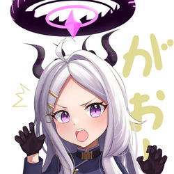 威嚇してくるヒナ