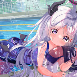 水着ヒナ