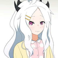 ヒナ パジャマ姿