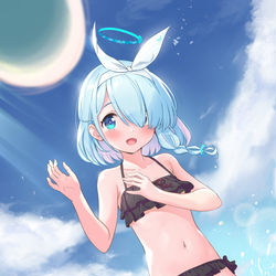 黒ビキニアロナ