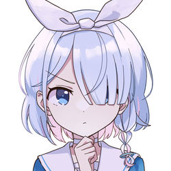 キリっとした顔のアロナちゃん