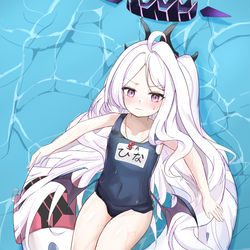 水着ヒナ
