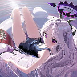 水着ヒナ