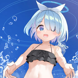 黒ビキニ…