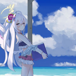 水着アズサ