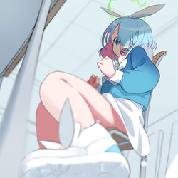 水中に潜んでた先生にビックリするアロナ