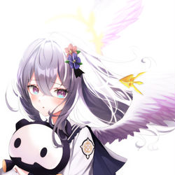 白洲アズサ