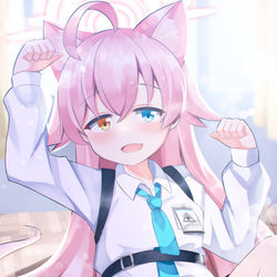 起きたら猫耳が生えてたおじさん