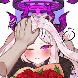 誕生日のヒナ