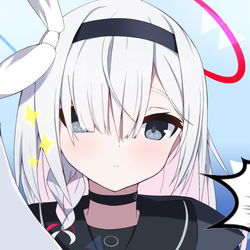 ポジションを乗っ取られたアロナちゃん