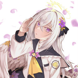 白洲アズサ