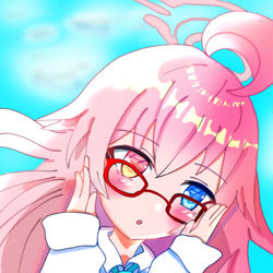 うへぇ、似合う〜先生〜？