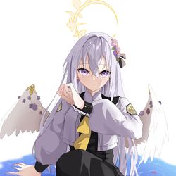 白洲アズサ