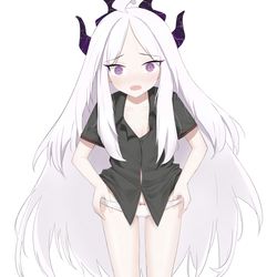 撞见换衣服的hina