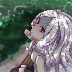 2徹に突入して木陰で休むヒナ