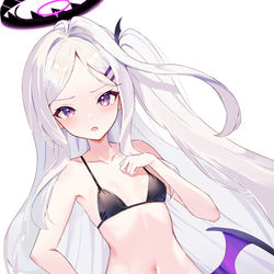 水着ヒナ