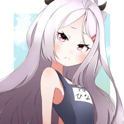 水着ヒナ