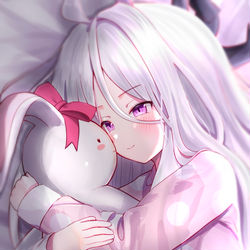 ヒナちゃんにぬいぐるみプレゼント(ブルーアーカイブ)